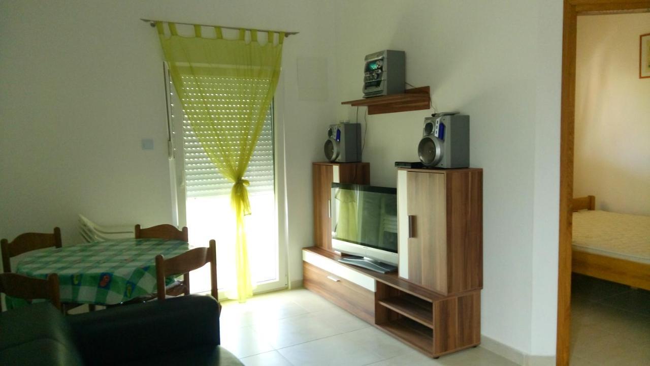 Apartman Vjeko Vir Bagian luar foto