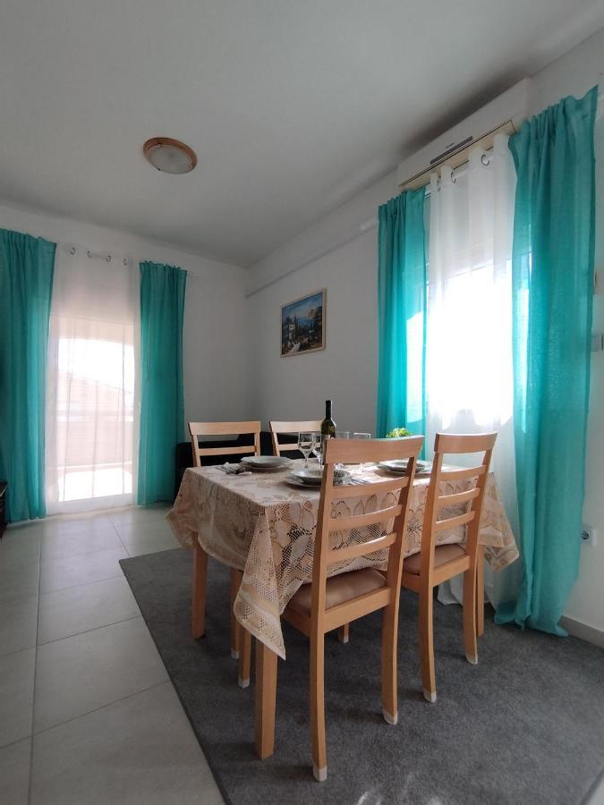 Apartman Vjeko Vir Bagian luar foto